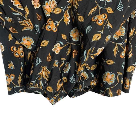 Women's Balloon Long Sleeve Tie-Front Cottage Blouse Boho - Universal Thread - Picture 5 of 6